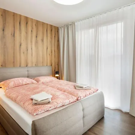 Apartment Na Vrsku